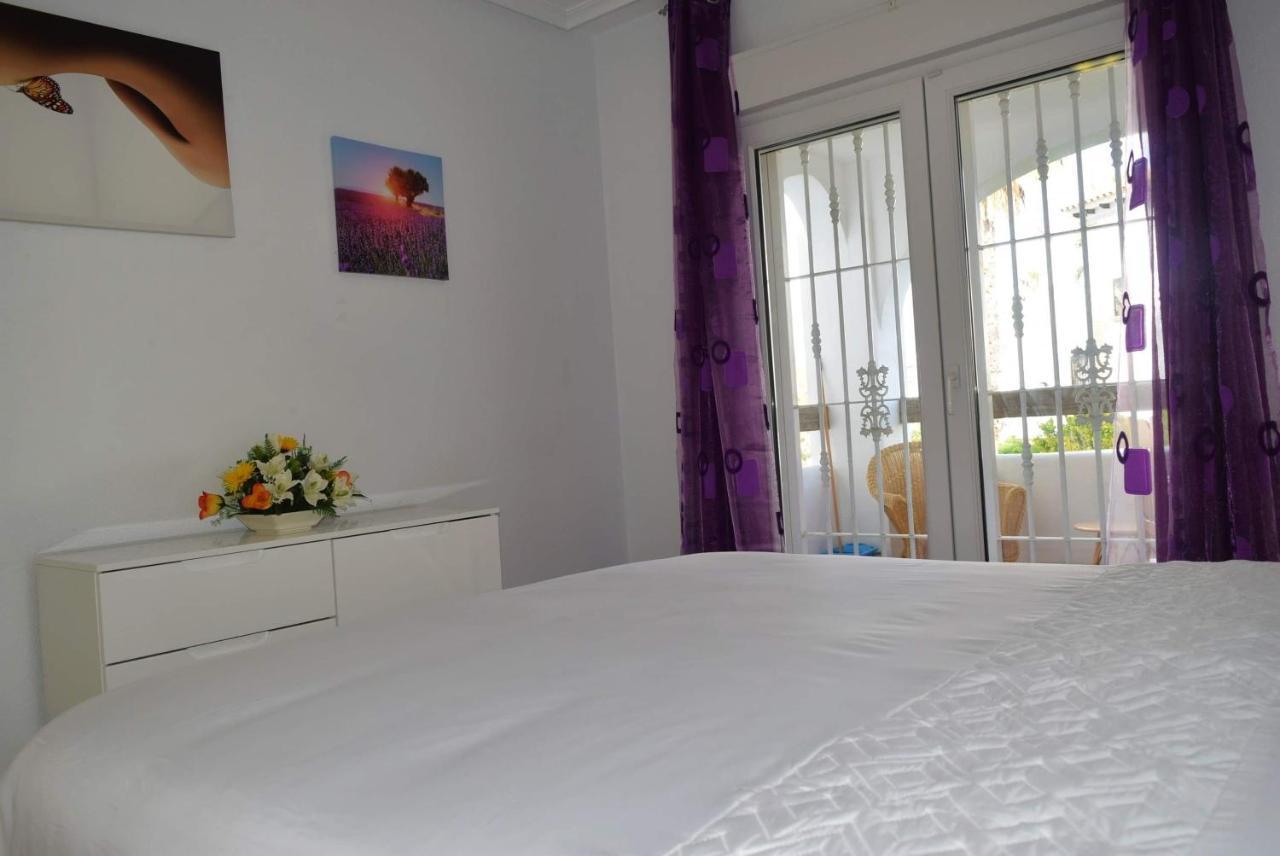 Fabulous 2 Bed 2 Bath Apartment ! Villamartin  Bagian luar foto