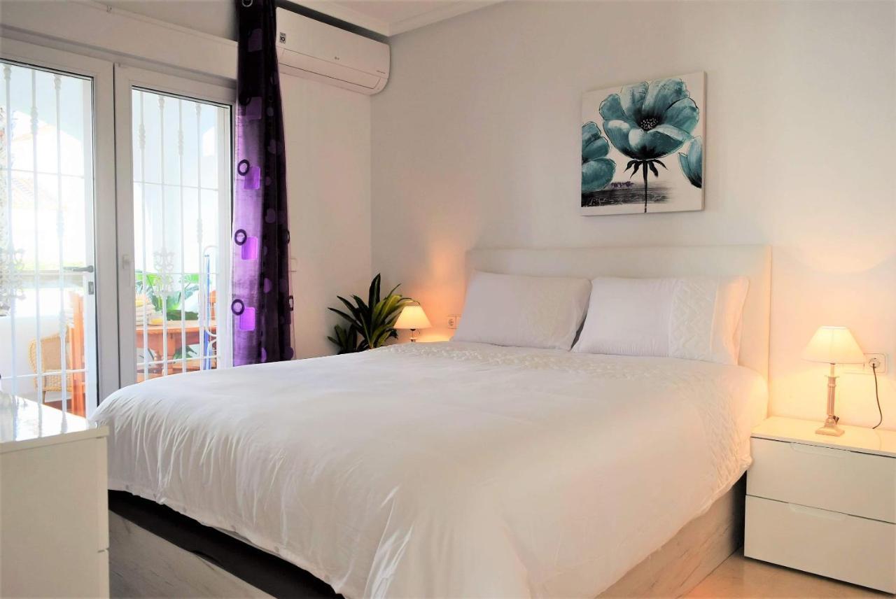 Fabulous 2 Bed 2 Bath Apartment ! Villamartin  Bagian luar foto