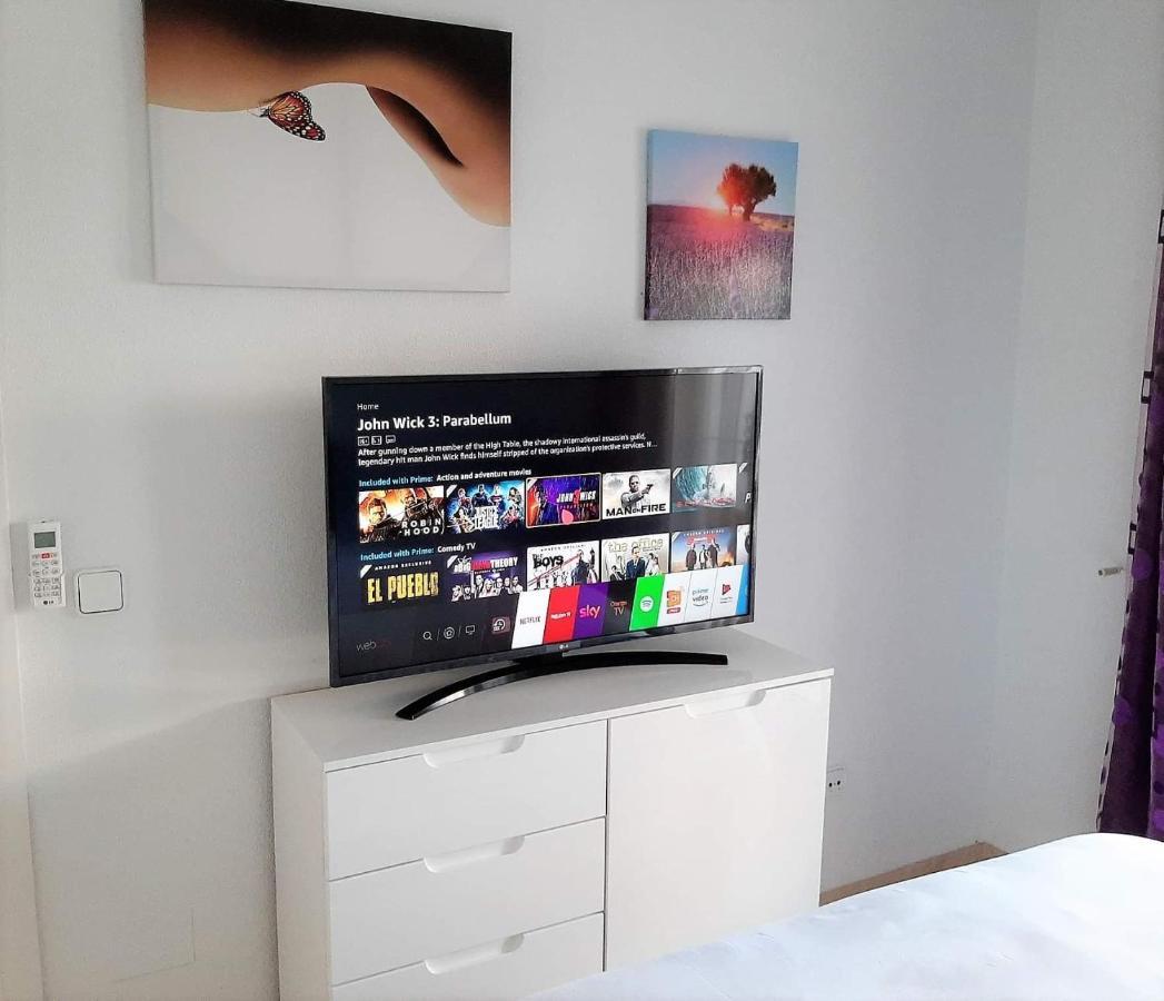 Fabulous 2 Bed 2 Bath Apartment ! Villamartin  Bagian luar foto