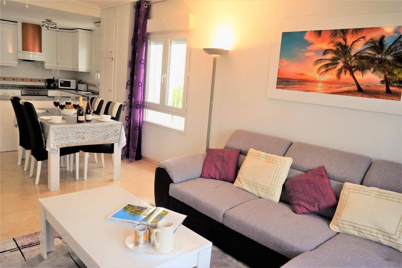 Fabulous 2 Bed 2 Bath Apartment ! Villamartin  Bagian luar foto