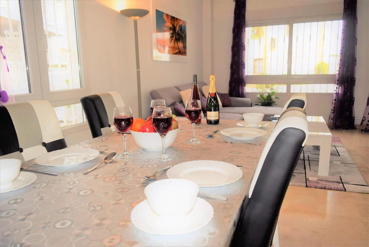 Fabulous 2 Bed 2 Bath Apartment ! Villamartin  Bagian luar foto